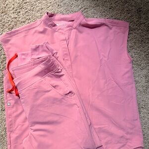 Figs Dusty Rose Pink Scrub Set with Red Drawstring